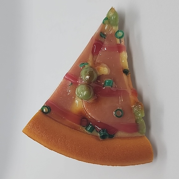 JUMBO PIZZA SLICE RING #3 🍕 🌽 🫛 🧀 - Picture 3 of 3